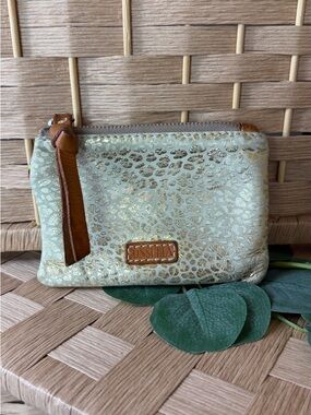 Consuela Keychain Kit Wallet Zip Pouch Gold Leopard *Fair Condition*